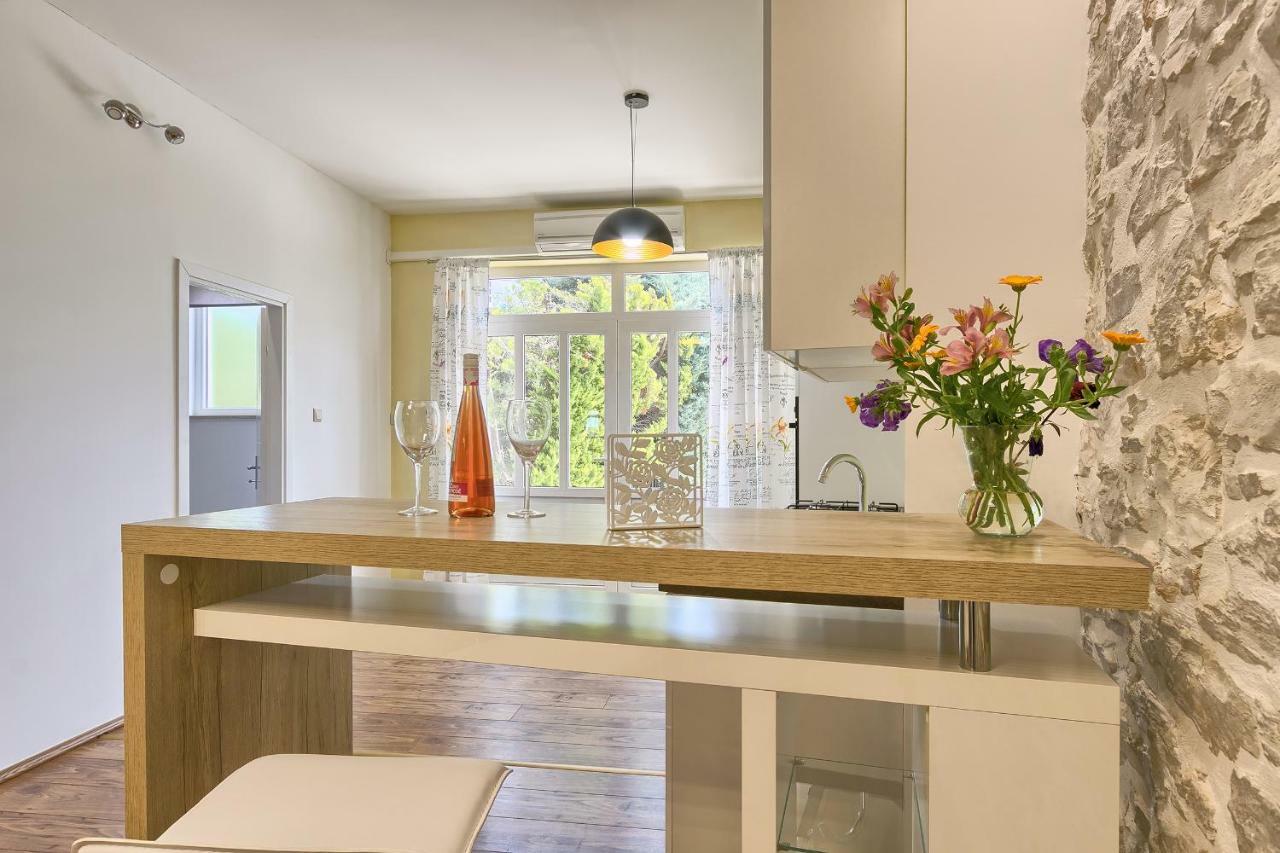 Wellness Apartman Kaiser プーラ エクステリア 写真